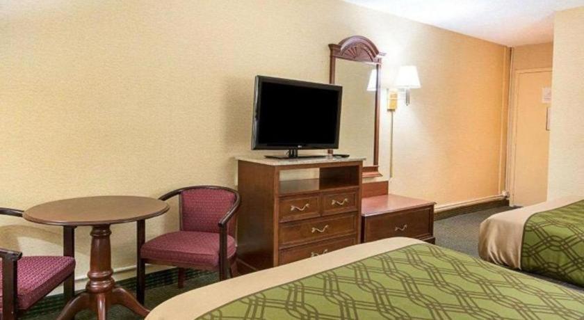 Econo Lodge Near Quantico Marine Base Dumfries Exterior foto